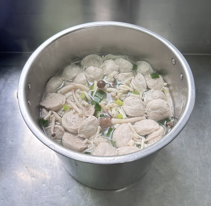 早點：菇菇貢丸湯