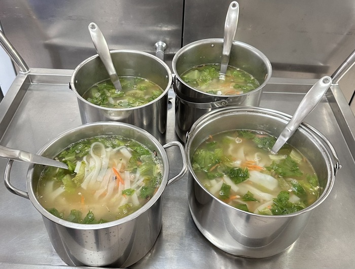 早點：客家板條湯