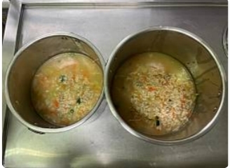 午點：高麗菜肉末穀粥