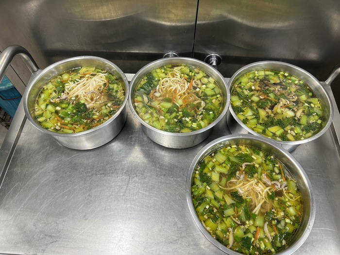 午點：香菇肉絲麵