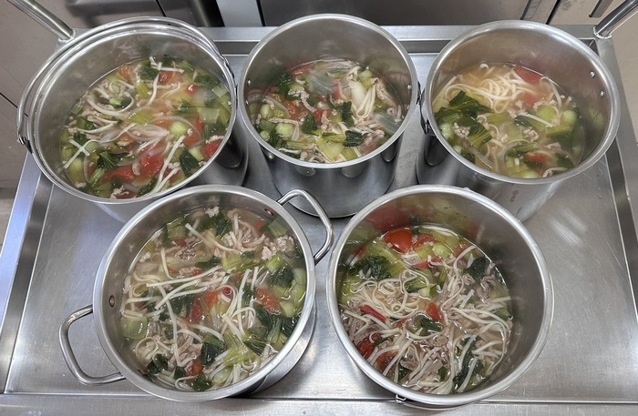 早點：蕃茄肉絲湯麵