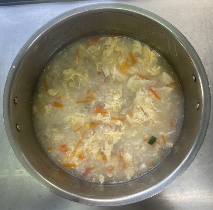 早點：滑蛋肉絲粥