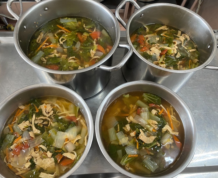 早點：蕃茄腐皮湯麵
