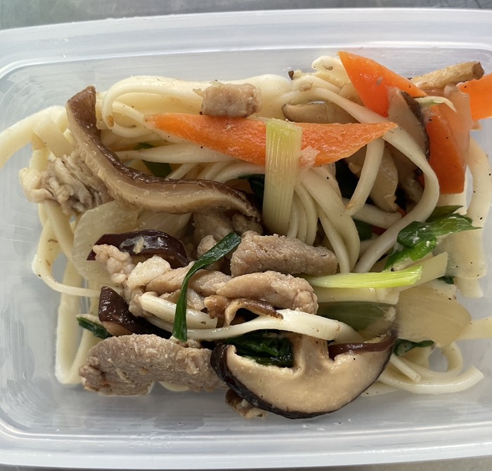 午餐：台式炒麵