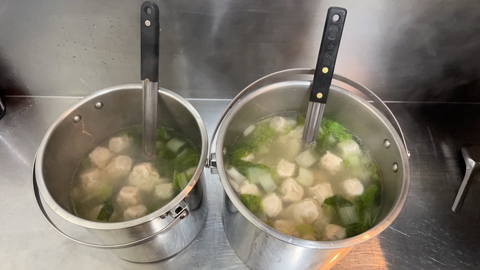 早點：雲吞湯