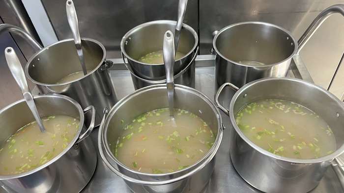 早點：古早味肉粥