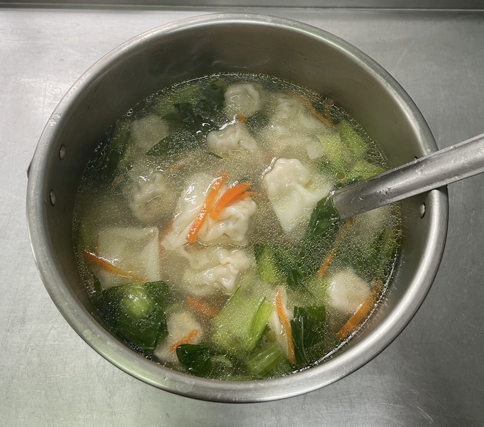 早點：青菜雲吞湯2024/12/24