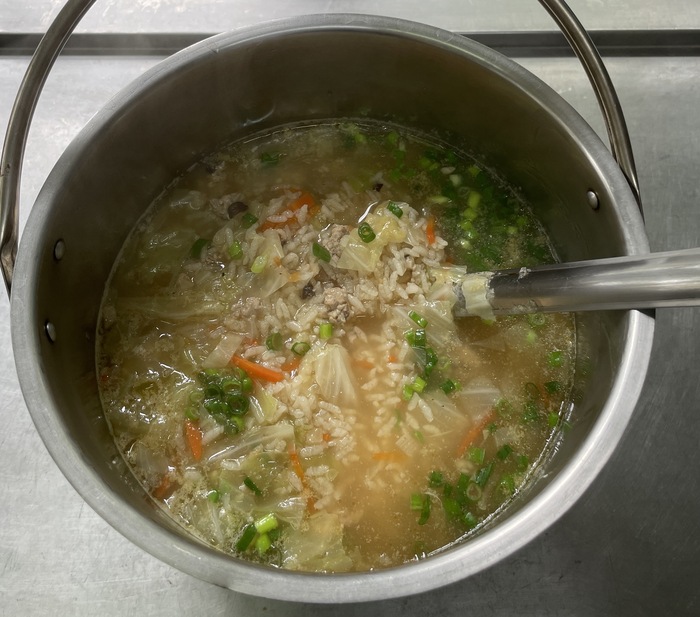早點：蔬菜鹹粥