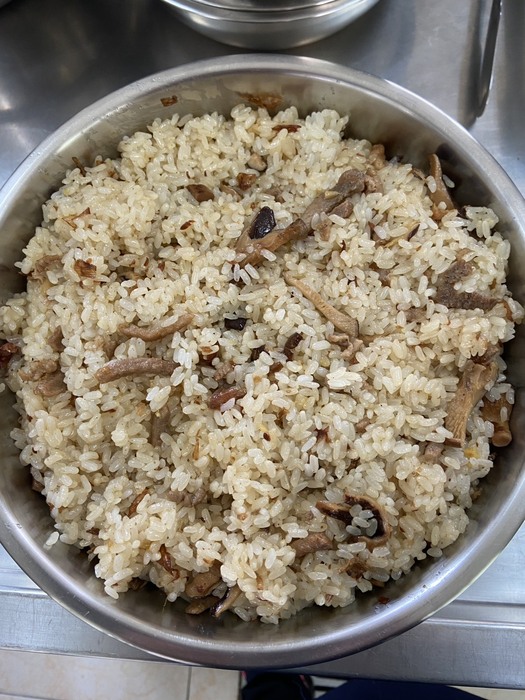 午餐：古早味油飯