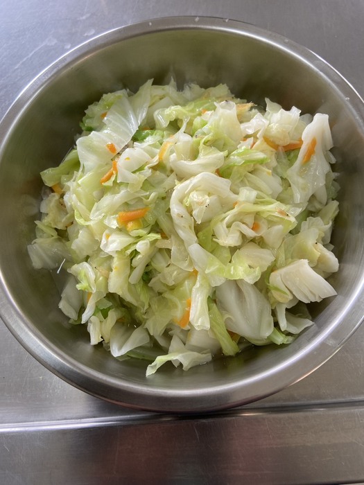 午餐：季節時蔬