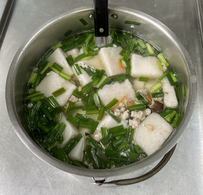 早點：蔥酥芋頭糕湯