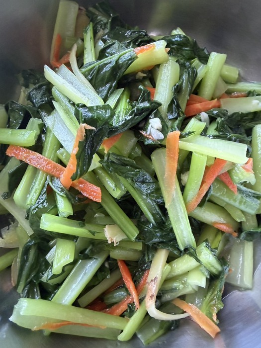 午餐：季節時蔬