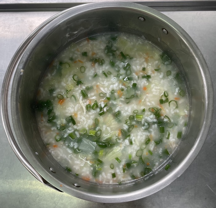早點：吻魚粥
