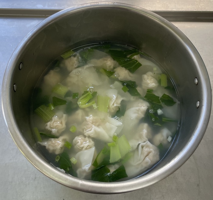 早點：餛飩湯2024/10/29