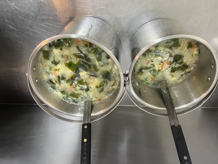 早點：海芽雞蛋粥