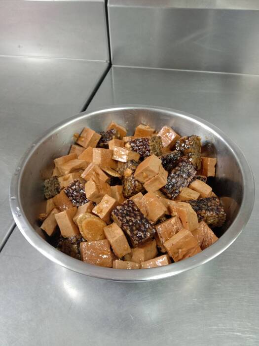 午點：滷味