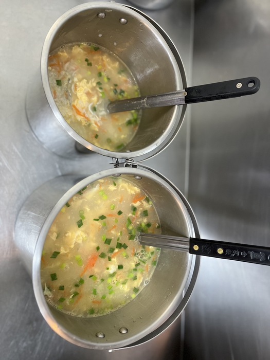 早點：吻魚雞蛋粥