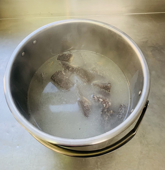 早點：薑絲米血湯