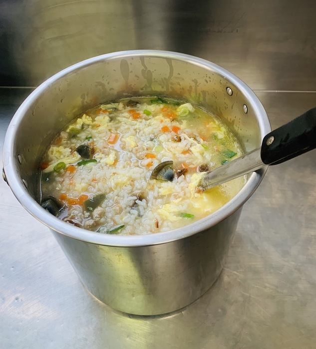 早點：皮蛋瘦肉粥